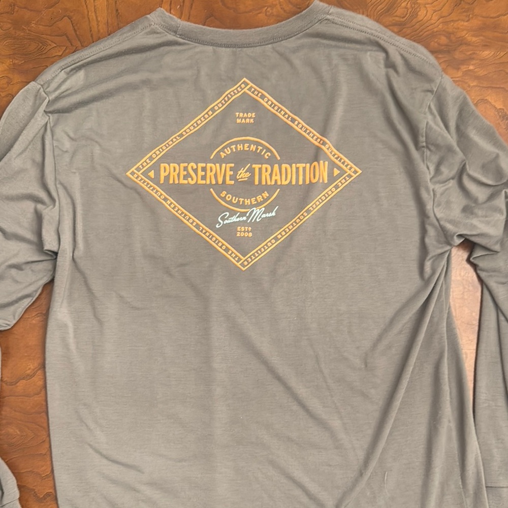 Southern Marsh Gray Long Sleeve Tee with Graphic Design